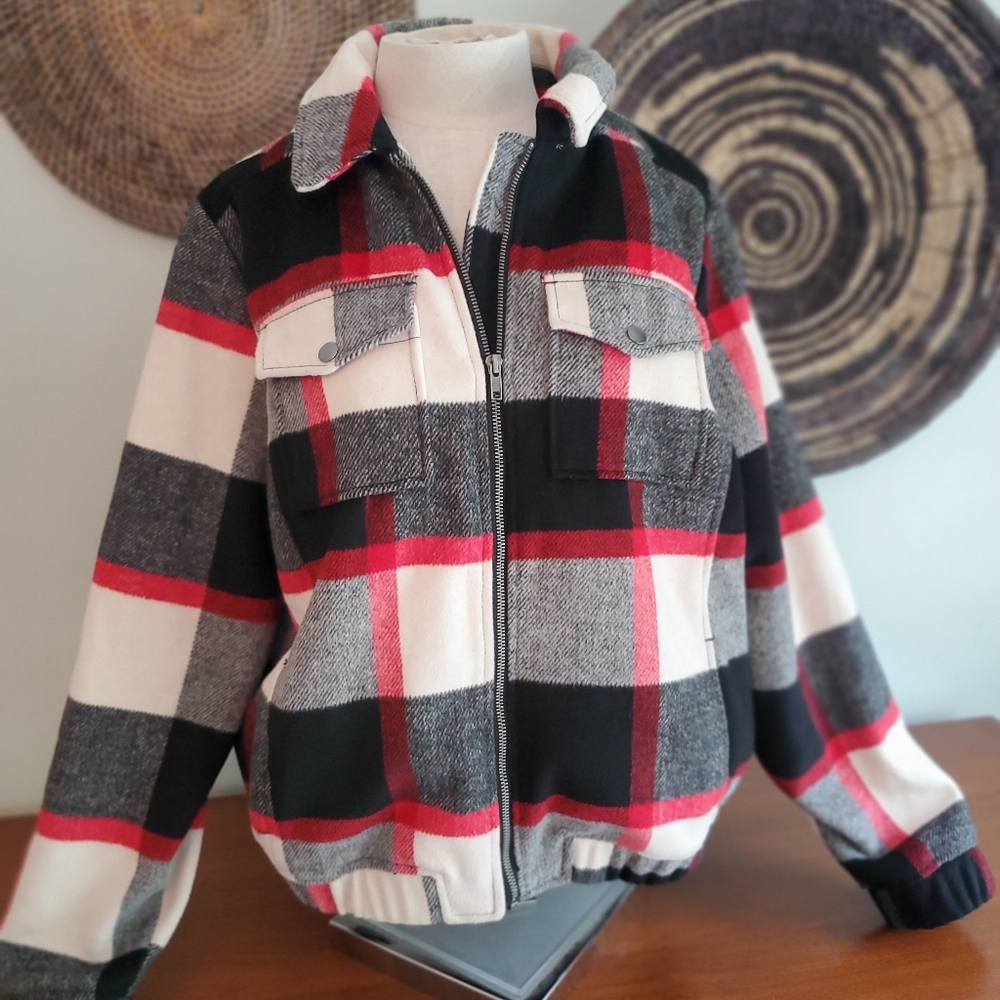 Torrid sz 2 Wool plaid cost jacket red black white moto winter